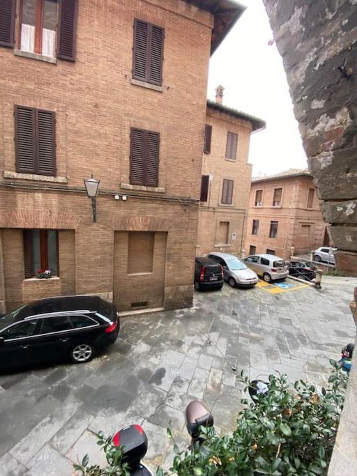 Apartamento Al Vicolo Dell'Oro Siena Exterior foto